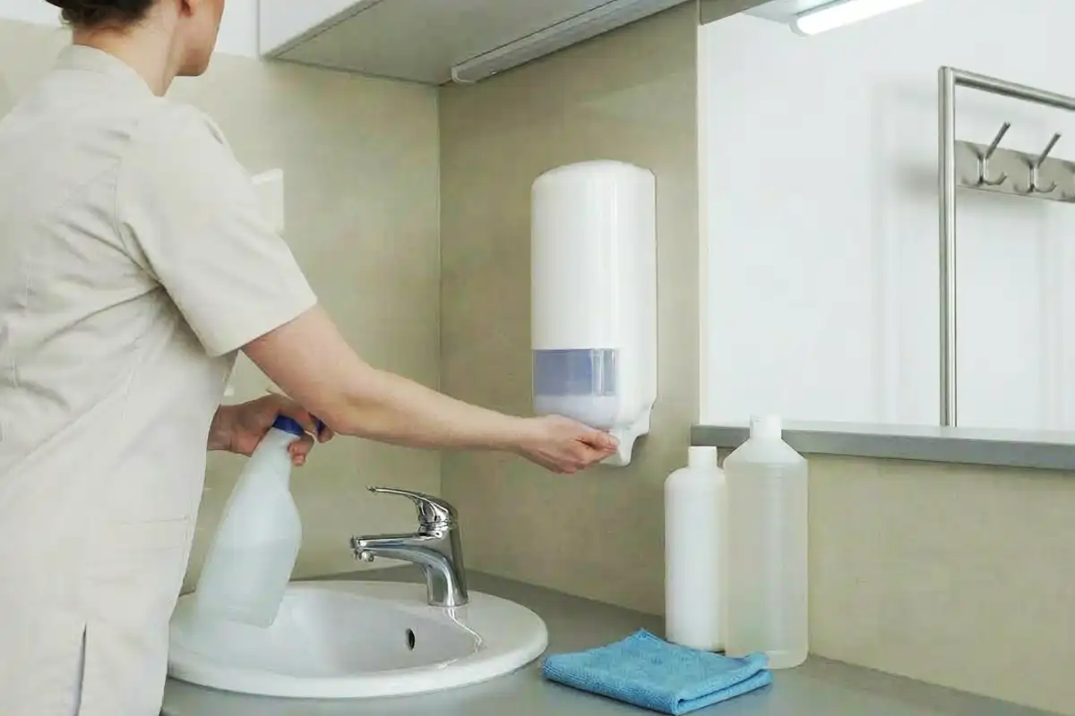 Hygienisch reine Arztpraxis – Praxisreinigung Kassel